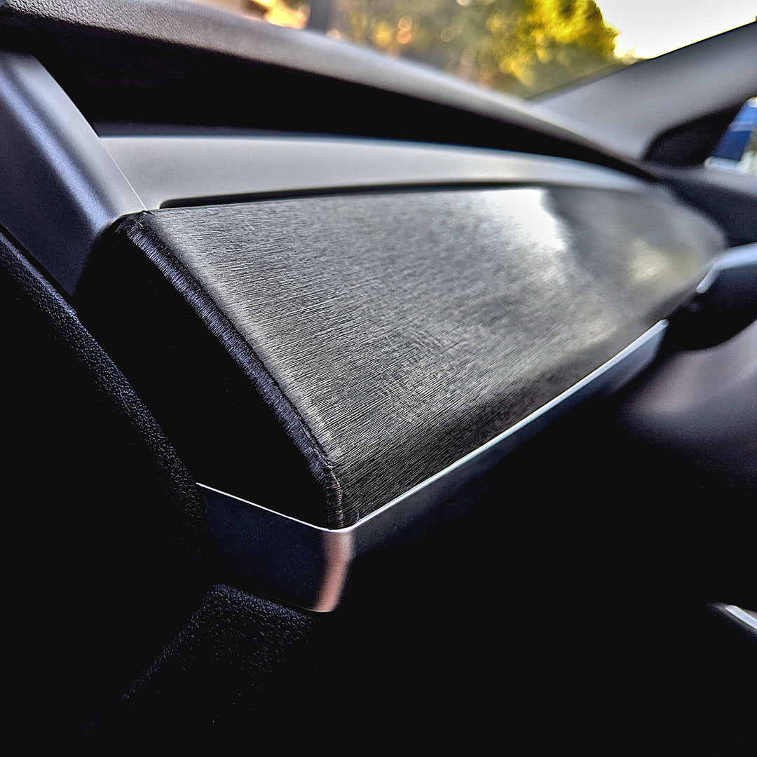 dash wrap brushed black metallic#material_brushed-black-metallic