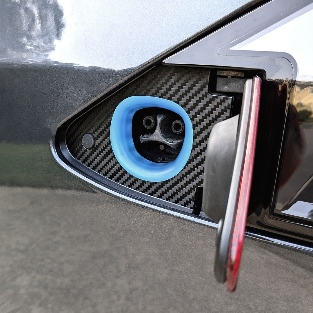 m3y charge port wrap #material_carbon-fiber