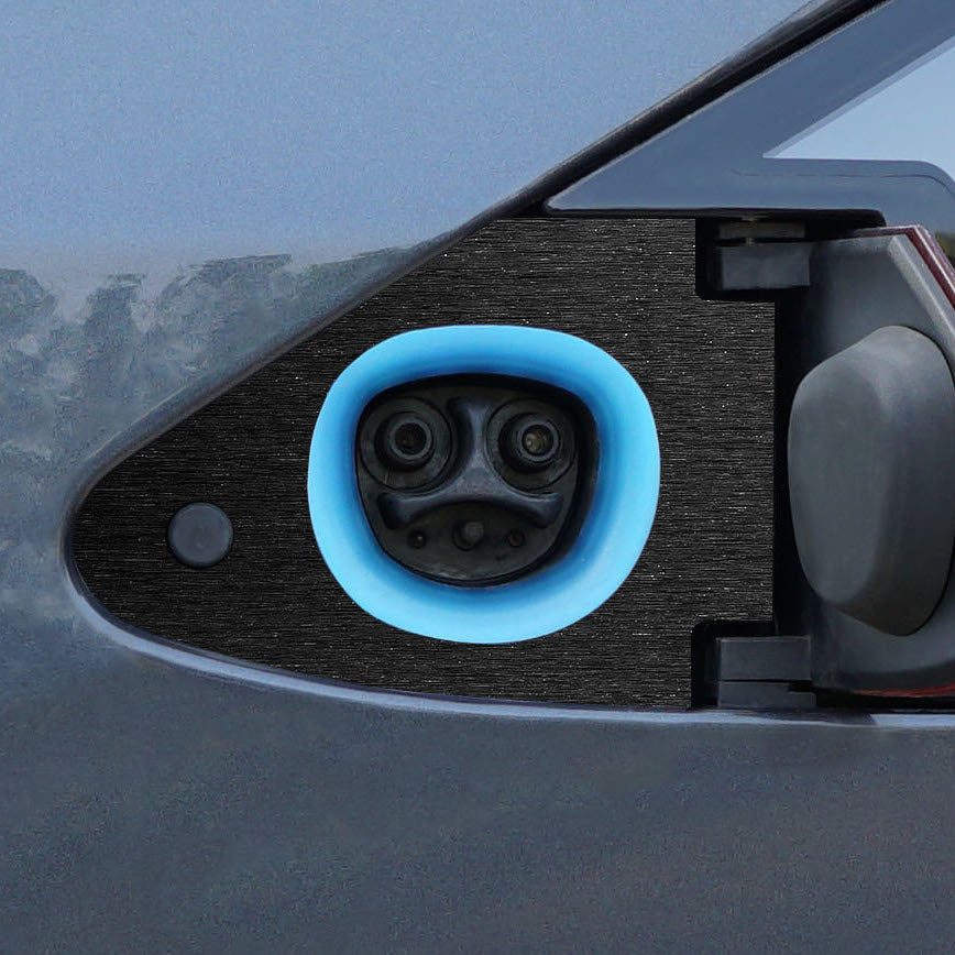 m3y charge port wrap #material_brushed-black-metallic