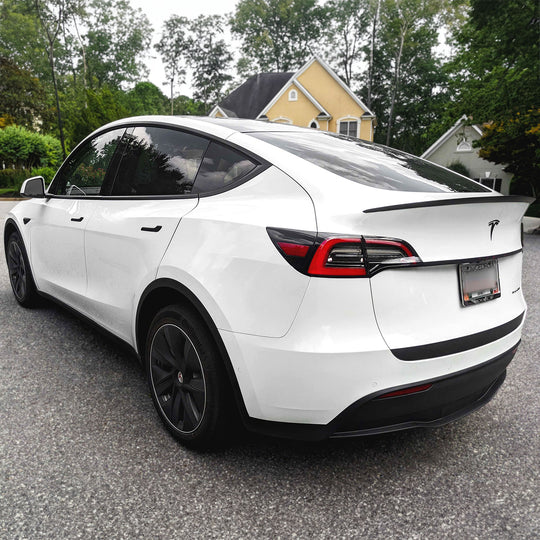 Model Y Trunk Lip Wrap