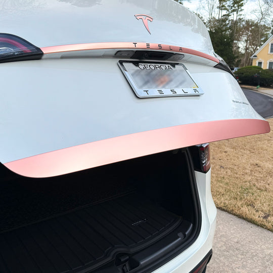 Model Y Trunk Lip Wrap