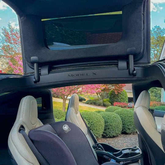 Model_X_Falcon_Door_Logo_Decal#material_satin-black